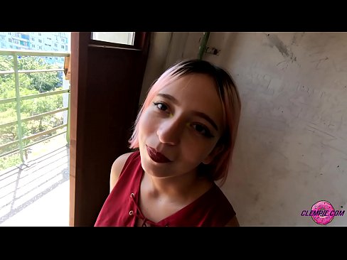 ❤️ شاگرد سينوئل چوسي ٿو هڪ اجنبي کي ٻاهر جي پوئتي ۾ - هن جي منهن تي ❤️❌ ❌️❤